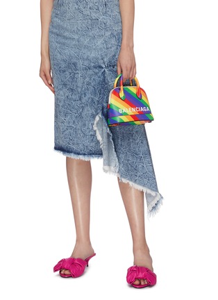 模特儿示范图 - 点击放大 - BALENCIAGA - Ville XXS品牌名称彩虹条纹真皮手提包