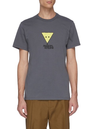 首图 - 点击放大 - MAISON KITSUNÉ - Triangle Fox品牌名称三角狐狸头图案T恤
