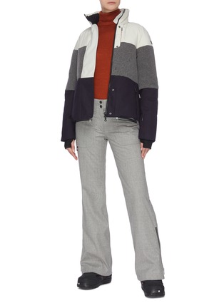 模特儿示范图 - 点击放大 - ERIN SNOW - PARKER拉链裤脚口混美丽诺羊毛功能滑雪裤