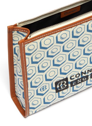 细节 - 点击放大 - CONNOLLY - 拼接设计几何印花帆布手拿包