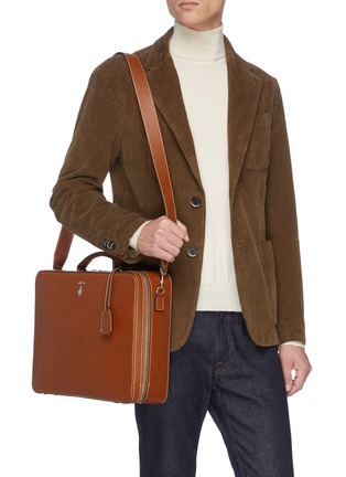模特儿示范图 - 点击放大 - MARK CROSS - 'Baker Brief' in leather