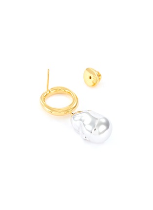 细节 - 点击放大 - J. HARDYMENT - Silver Pearl珍珠造型吊坠黄铜圆环耳环