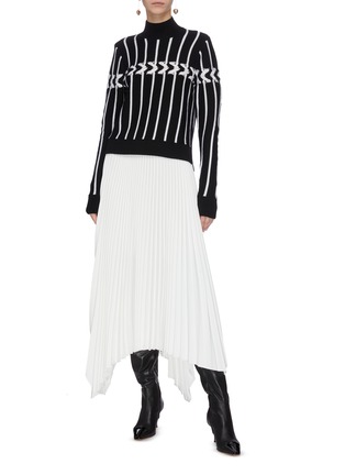 模特儿示范图 - 点击放大 - SIMKHAI - 编织镂空链条拼色条纹羊毛针织衫