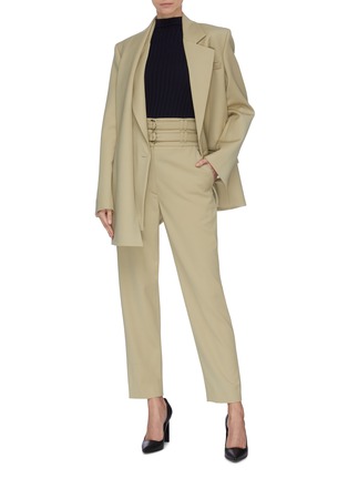 模特儿示范图 - 点击放大 - PROENZA SCHOULER - 双层腰带高腰混羊毛西服长裤