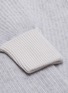 细节 - 点击放大 - JOVENS - 拼色羊绒衣袖造型罗纹针织围巾