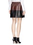 背面 - 点击放大 - VINCE - Colourblock leather skirt
