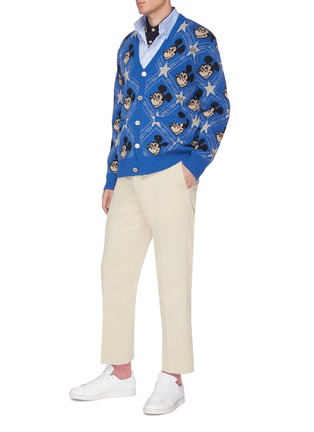 模特儿示范图 - 点击放大 - GUCCI - X Disney双G米老鼠星星菱格图案羊毛混羊驼毛针织开衫