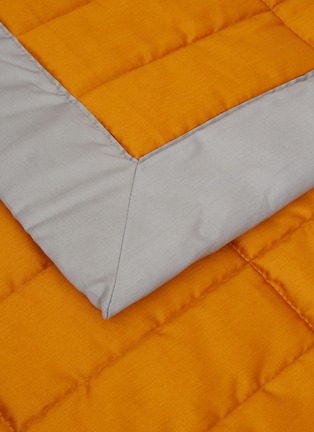 细节 –点击放大 - FRETTE - RECTANGULAR拼色条纹围边绗缝菱格纯棉棉缎床罩－橙色及灰色