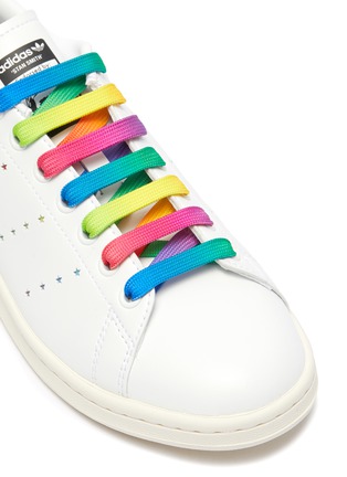 细节 - 点击放大 - STELLA MCCARTNEY - X adidas STAN SMITH彩虹系带运动鞋