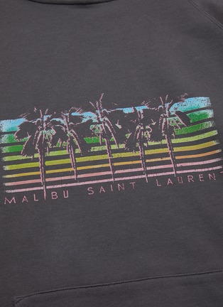 Malibu品牌名称棕榈树英文字印花连帽卫衣展示图