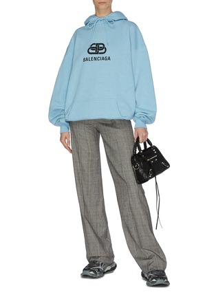模特儿示范图 - 点击放大 - BALENCIAGA - 链扣BB LOGO纯棉连帽卫衣
