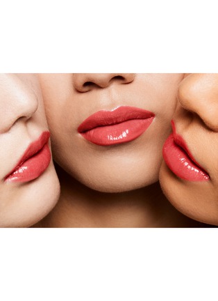 细节 -点击放大 - TOM FORD - Gloss Luxe — 01 Disclosure