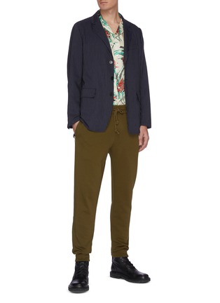 模特儿示范图 - 点击放大 - DRIES VAN NOTEN - 花卉图案衬衫