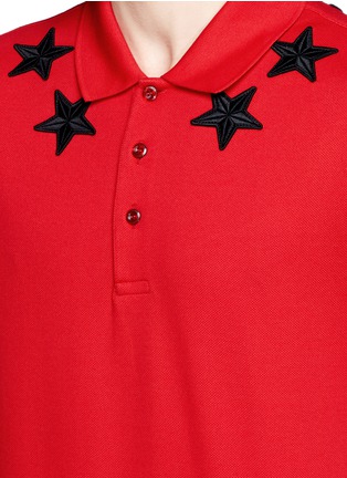 细节 - 点击放大 - GIVENCHY - 五角星数字图案纯棉POLO衫