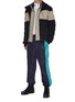 模特儿示范图 - 点击放大 - AZTECH MOUNTAIN - Nuke Suit 4.0拼色羽绒功能连帽夹克