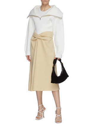 模特儿示范图 - 点击放大 - JACQUEMUS - RISOUL仿两件式拉链半开襟超细美丽诺羊毛针织针织衫