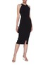 模特示范图 - 点击放大 - ROLAND MOURET - KLINT拼色褶裥开衩无袖连衣裙