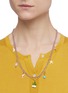 模特儿示范图 - 点击放大 - GAVIRIA - YINGYANG双层18k镀金黄铜及珠饰吊坠项链