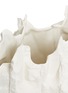 细节 –点击放大 - SIMON KIDD - FISSURE #2限量版几何造型雕塑－白色