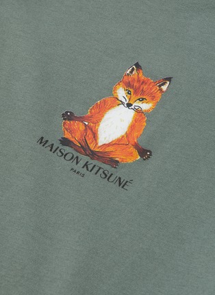  - MAISON KITSUNÉ - LOTUS拼色盘腿狐狸图案纯棉T恤