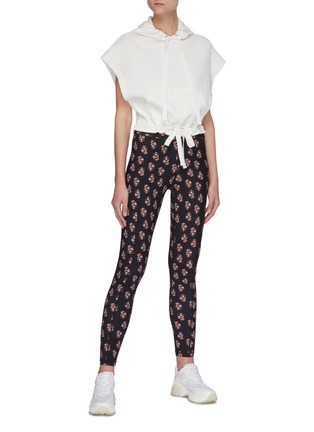 模特儿示范图 - 点击放大 - THE UPSIDE - ROSELLA拼色花卉图案紧身裤