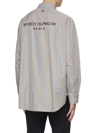 背面 - 点击放大 - WOOYOUNGMI - 品牌名称印花及徽章拼色条纹纯棉衬衫
