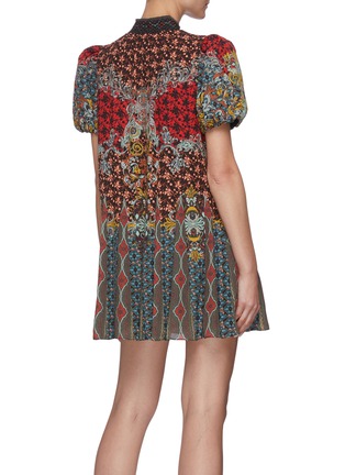 背面 - 点击放大 - ALICE + OLIVIA - 泡泡袖复古花卉图案褶裥连衣裙