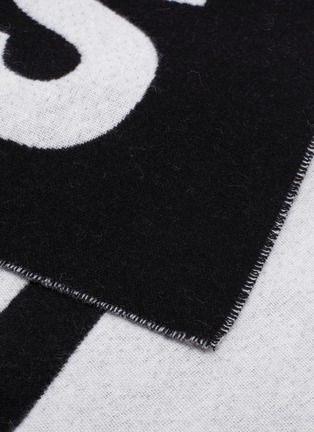 细节 - 点击放大 - ACNE STUDIOS - 拼色logo混羊毛围巾