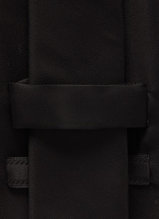 细节 - 点击放大 - PRADA - logo拼贴领带