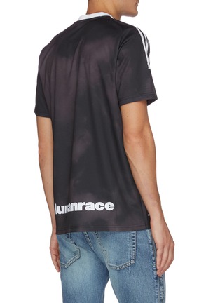 背面 - 点击放大 - ADIDAS - X Pharrell Williams HUMAN RACE REAL MADRID拼色抽象图案T恤