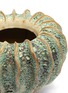细节 –点击放大 - PETERSHAM NURSERIES - The Moss中号几何造型石器花瓶－绿色