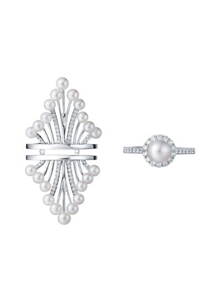 模特儿示范图 - 点击放大 - SARAH ZHUANG - 可拆式珍珠钻石18K白金几何造型戒指