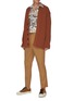 模特儿示范图 - 点击放大 - NANUSHKA - TOM拼色条纹混初剪羊毛长裤