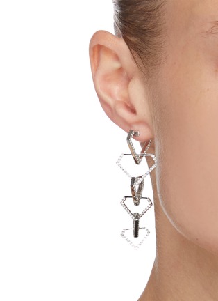 模特儿示范图 - 点击放大 - INSANE - HIDE AND SEEK锆石爱心造型镀金纯银耳环