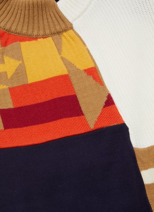  - SACAI - 不对称趣味图案针织衫