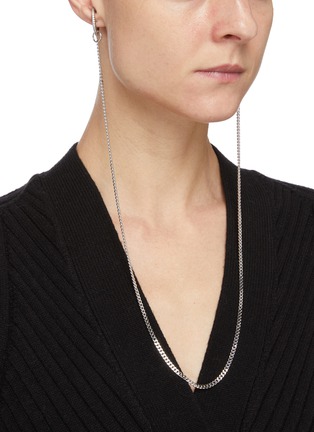 模特儿示范图 - 点击放大 - HANSHSU - Cheryl' ear cuff chain