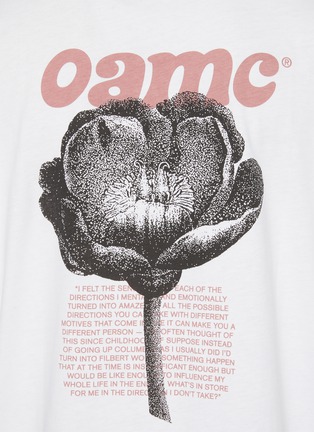 品牌名称花卉图案T恤展示图