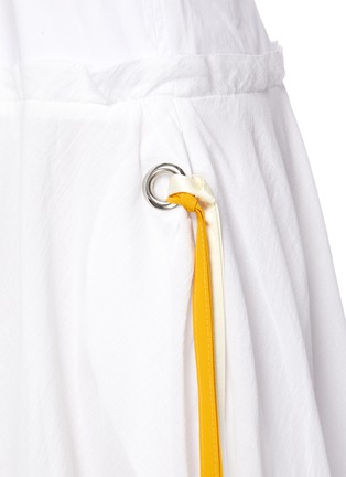细节 - 点击放大 - JW ANDERSON - 拼色系带不规则纯棉连衣裙