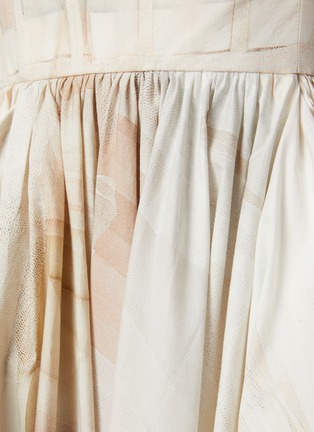 细节 - 点击放大 - ALEXANDER MCQUEEN - 抽象图案褶裥纯棉无袖连衣裙