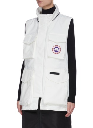 细节 - 点击放大 - CANADA GOOSE - X ANGEL CHEN CHAKA反光品牌名称腰带连帽马甲