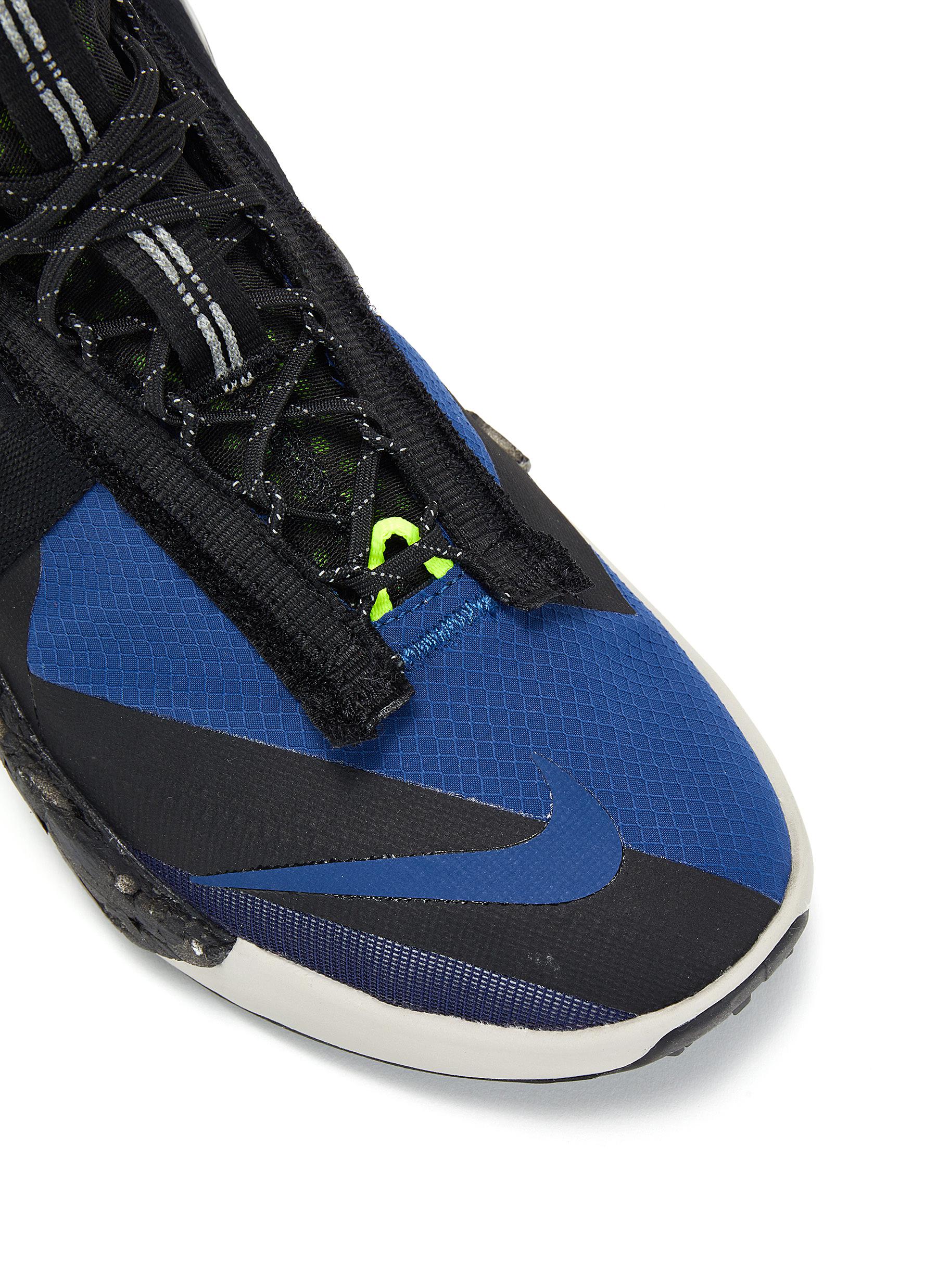 NIKE photo