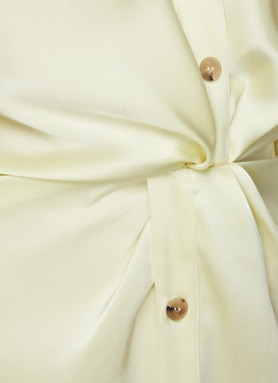 细节 - 点击放大 - NANUSHKA - AYSE褶裥扭结缎面衬衫式连衣裙