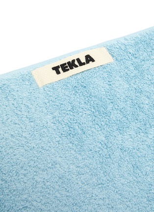 细节 –点击放大 - TEKLA - 有机长绒棉浴巾 - 浅蓝色