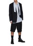 模特儿示范图 - 点击放大 - DRIES VAN NOTEN - CRIZZ 3236拼色条纹系带领口丝质上衣