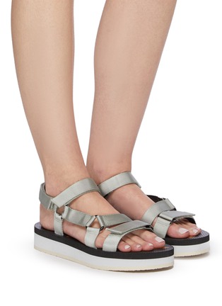 模特儿示范图 - 点击放大 - SAM EDELMAN - MARIACE厚底TEVA凉鞋