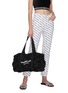 模特儿示范图 - 点击放大 - ALEXANDERWANG - 'Rebound' Logo Print Diamond Quilt Ruched Nylon Backpack