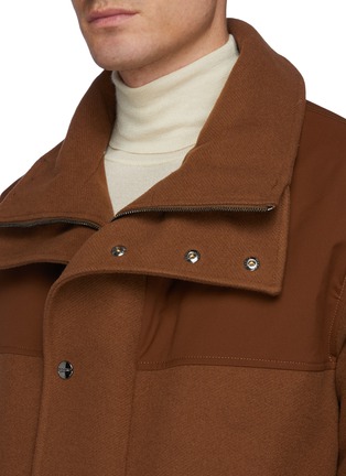 细节 - 点击放大 - HERNO - 拼接设计可拆式连帽混羊毛夹克