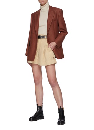 模特儿示范图 - 点击放大 - BLAZÉ MILANO - Cheveyo Apricot戗驳领单排扣初剪羊毛西服外套