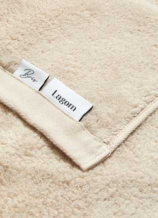细节 –点击放大 - LAGOM - BRIS纯棉浴巾 — 沙色