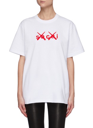 首图 - 点击放大 - SACAI - X KAWS中性款品牌名称纯棉T恤